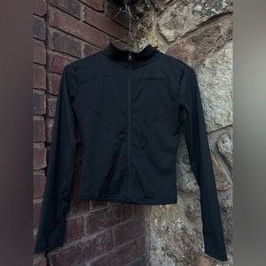 Women’s small black fitted zip up jacket